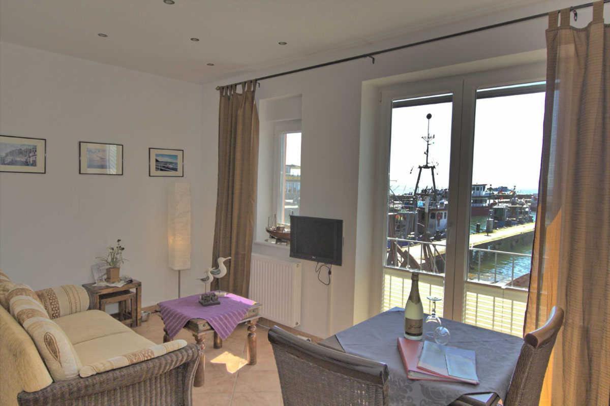Ferienwohnung Kutterfisch Direkt Im Stadthafen Sassnitz Dış mekan fotoğraf